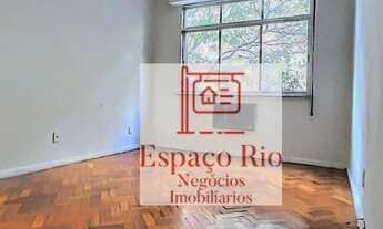 Imagem 2: Apartamento com 2 dormitórios para alugar, 70 m² por R$ 2.400,00/mês - Copacabana - Rio de