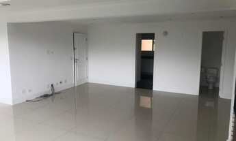 Imagem 4: Apartamento de 3 Dormitórios na Rua Jandiatuba