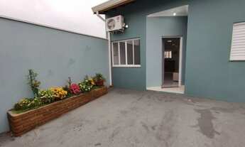 Imagem 2: Casa para venda possui 189 metros quadrados com 3 quartos em Vila Universal - Barueri - Sã