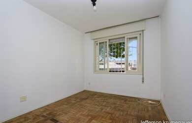 Imagem 2: Apartamento para venda possui 42 metros quadrados com 1 quarto em Partenon - Porto Alegre