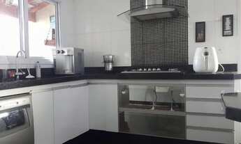 Imagem 3: Belíssima casa em condomínio fechado a venda