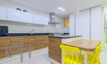 Imagem 3: Apartamento para venda possui 190 metros quadrados com 3 quartos em Lagoa - Rio de Janeiro