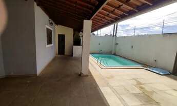 Imagem: Casa para aluguel tem 230 metros quadrados