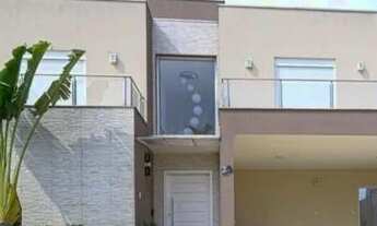 Imagem 4: Casa de condomínio sobrado para aluguel e venda tem 330 metros quadrados com 4 quartos