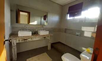 Imagem 5: Linda casa com piscina