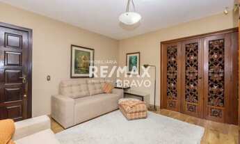 Imagem 4: Casa térrea com 388m², piscina, 4 dormitórios e grande quintal