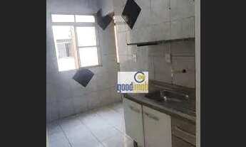 Imagem 3: Apartamento com 2 dormitórios para alugar, 42 m² por R$ 650/mês - Conjunto Habitacional Pr