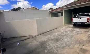 Imagem 2: Alugo Casa Ampla com 3/4 e uma dependência, na Santa Mônica 1; Com Piscina e Closet