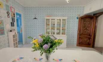 Imagem 2: Sobrado a venda com 266m , 3 quartos, 1 suíte e 5 vagas de garagem