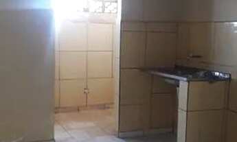 Imagem 3: Alugo kitnet 3 cômodos na Sq 15 qd 04