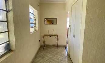 Imagem 4: Sobrado bem localizado para locação