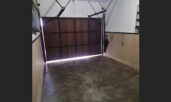 Imagem 4: Casa para aluguel possui 665 metros quadrados com 5 quartos