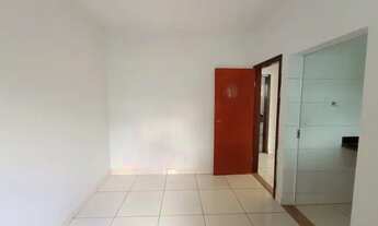 Imagem 4: Casa para aluguel possui 80 m2 com 02 quartos no Bairro Luizote de Freitas - Uberlândia