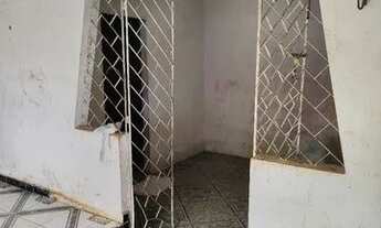 Imagem 3: Vende-se ou ALUGA-SE casa na sede de socorro