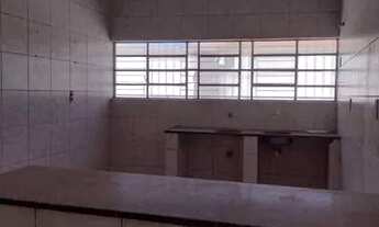 Imagem 3: Casa pra Alugar em Petrolina com 6 Quartos e 5 Banheiros