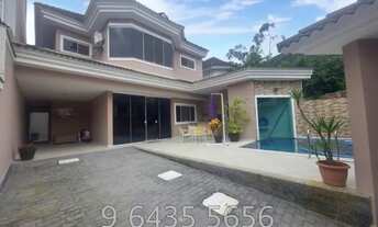 Imagem 2: Casa de condomínio para aluguel com 220 metros quadrados com 4 quartos