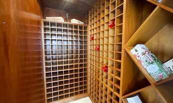 Imagem 3: Apartamento para venda com 230 metros quadrados com 4 quartos