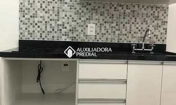 Imagem 4: PORTO ALEGRE - Apartamento Padrão - Partenon