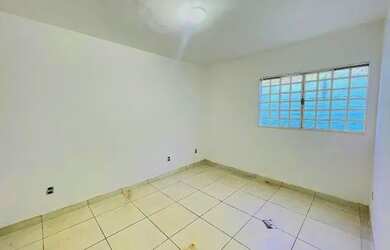 Imagem 3: Casa para aluguel, 3 quartos, 1 suíte, 5 vagas, PARQUE ACALANTO - Goiânia/GO