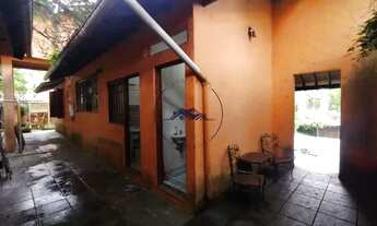 Imagem 7: CASA DE RUA NO MIOLO DA GRANJA VIANA