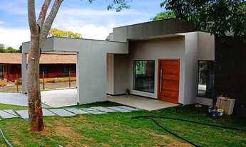 Imagem 2: Casa 180m2 Alto Padrão em Condomínio com 3 Quartos 1 Suítes e Área de Lazer