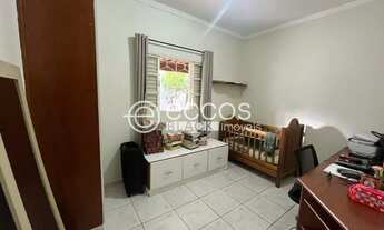 Imagem 7: Casa à venda, 3 quartos, 1 suíte, 2 vagas, Jardim Patrícia - Uberlândia/MG