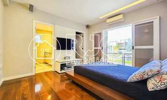 Imagem 6: Casa de condomínio para venda tem 832 metros quadrados com 4 quartos