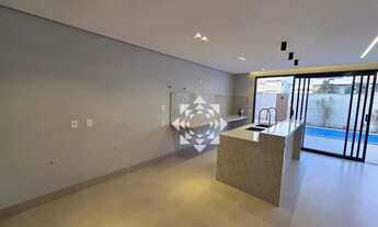 Imagem 6: Luxo e Exclusividade No Mirante do Lago: Casa de Alto Padrão com Piscina e Varanda Gourmet