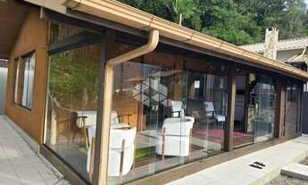 Imagem: CASA Á VENDA COM VISTA PARA O MAR - MOBILIADA