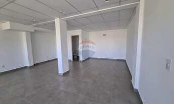 Imagem 6: Sala comercial para locação com vista exclusiva para o Lago do Taboão Bragança Paulista-S