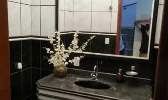 Imagem 3: Casa no bairro JD. Veneza em Volta Redonda com 4 quartos sendo 3 suítes, 2 salas