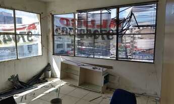 Imagem 6: Comercial frente Dias da Cruz