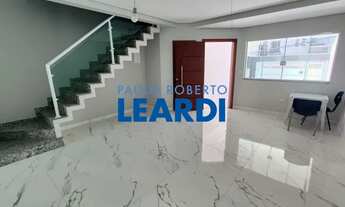 Imagem: SOBRADO - VILA SCARPELLI - SP