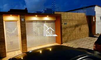 Imagem: Casa à venda no Bairro Neópolis com energia