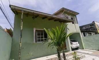 Imagem: Ótima casa em rua tranquila