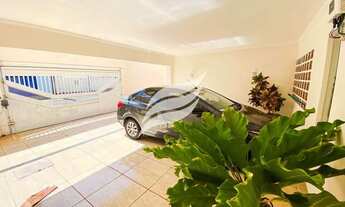 Imagem 2: Casa espaçosa com 03 quartos à venda no bairro Ipanema