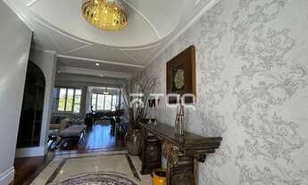 Imagem 2: ALPHAVILLE 10 - Venda ou Locação mobiliada, linda com excelente acabamento, mobiliário e d