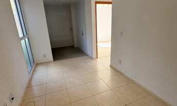 Imagem 2: Excelente apartamento com quintal. Que possui 2 quartos no Cond. Sol do Pontal - SG