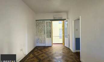 Imagem 2: Apartamento 2 dormitórios super silencioso no Centro Histórico