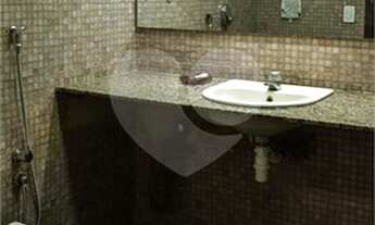 Imagem 7: Cobertura duplex com 800m² em área privilegiada