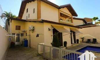 Imagem: Casa com 6 dormitórios à venda, 348 m²