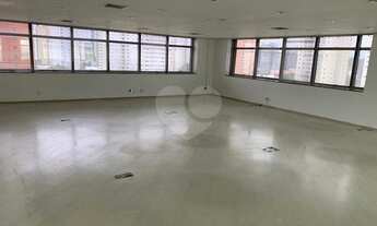 Imagem 2: SALA COMERCIAL COM 4 VAGAS DE GARAGEM NA CHÁCARA SANTO ANTONIO
