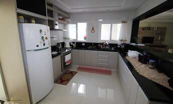 Imagem 7: Sobrado Alto Padrão para Venda em Pinheirinho Curitiba-PR