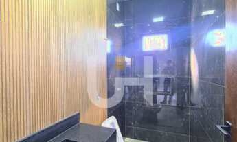 Imagem 4: Alphaville Senador Canedo! Suíte Master com closet e banheira!