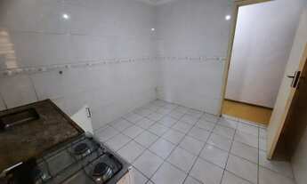 Imagem 2: Apartamento de 3 Dormitórios na Rua Itamiami