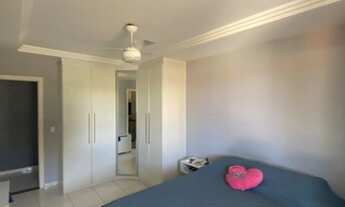 Imagem 2: APARTAMENTO REFORMADO A VENDA 3/4 SENDO (01 SUÍTE) VARANDA AMPLA - PITANGUEIRAS