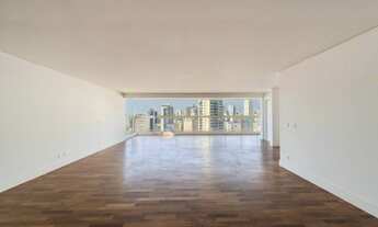 Imagem 2: Apartamento de 5 Dormitórios na Rua Doutor Gabriel dos Santos