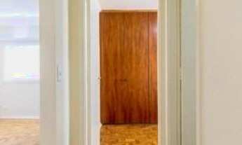 Imagem 3: Apartamento de 2 Dormitórios na Rua Mourato Coelho