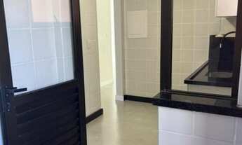 Imagem 4: Oportunidade! Apartamento de 2 quartos reformado na Praia do Canto!