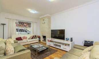 Imagem 2: Casa de 4 Dormitórios na Alameda dos Araés